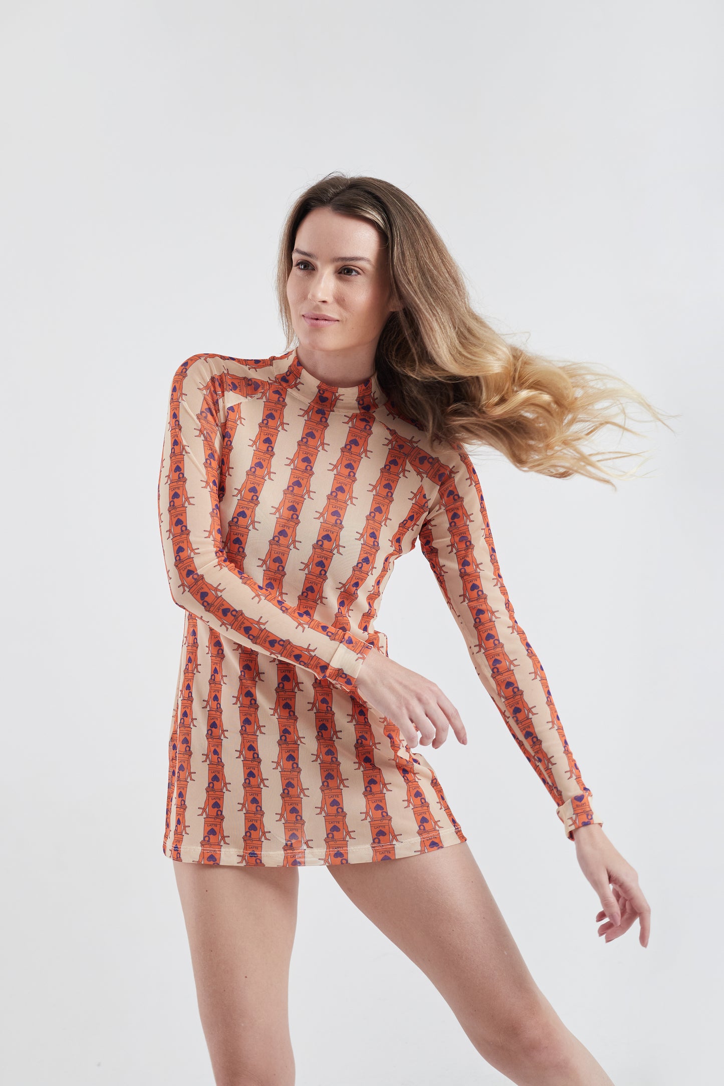 Vestido Curto Olha o Latte Laranja/Creme