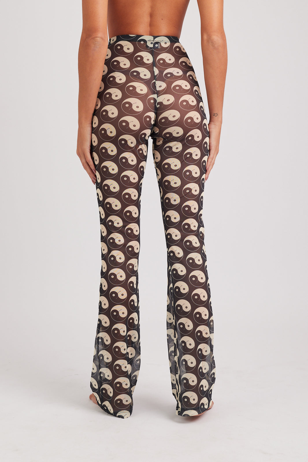 Calça Tule Yin and Out Preto/Branco