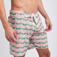 Modelo usando o boardshort masculino green/pink Onda