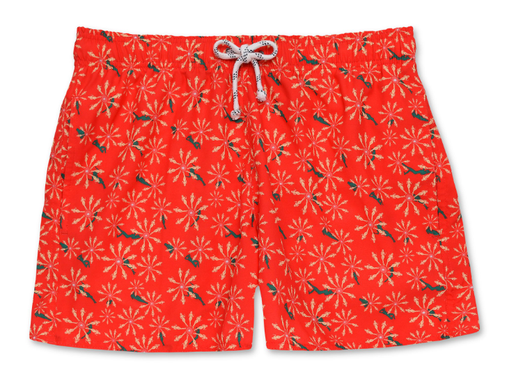 Shorts Flower Pau-Wer Vermelho apresentando estampado vermelho detalhado com amarelo com design confortável e leve.